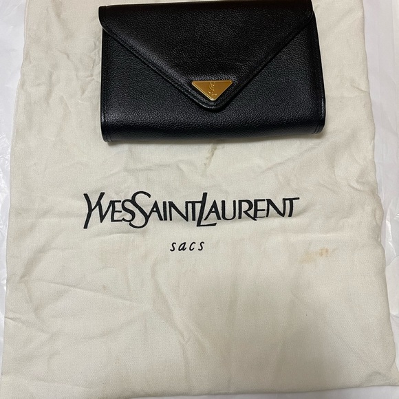 YSL Saint Lawrence Crossbody - Picture 11 of 16